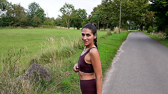 Pakistani jogger fucked behind the hay bales