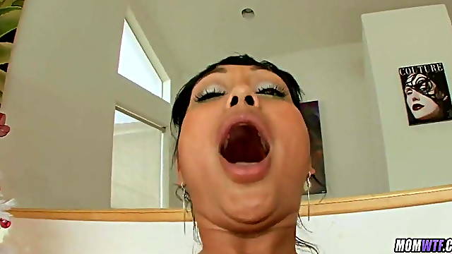 Indian Hairy Pussy gets Smashed