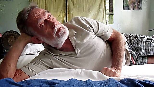 Laddie Wants Grandpa to Pop His Cherry in a Gentle, Loving Way