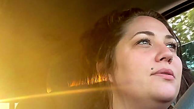 Sexe En Publique, Cigarette Gros Seins, Baisee A La Chaine Amateur