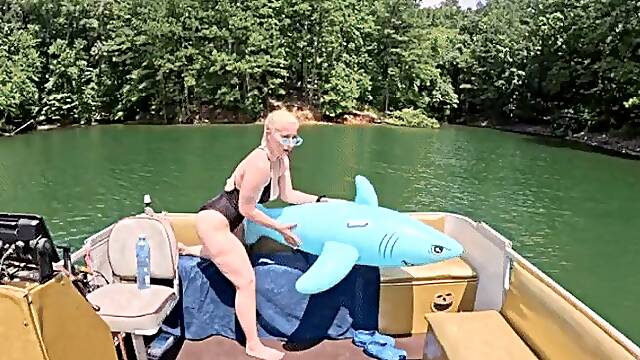 Stepmommy Inflating Your Vintage Inflatable Shark on the Lake - 4k