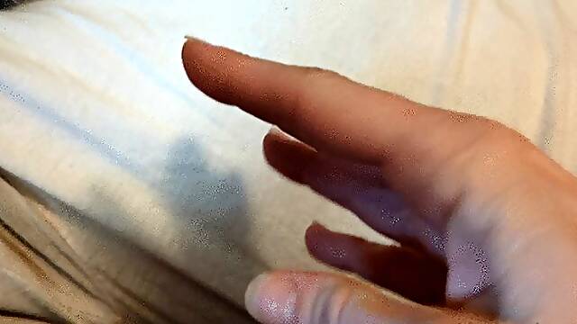Fifi getting each of her fingers bitten one by one and showing off the deep teeth marks
