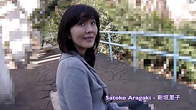 Cougar Japonaise, Japonaise Saggy Tits, Chatte Lisse Mature