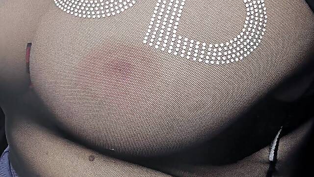 Outdoor Blowjob and Ball Gagged in Car