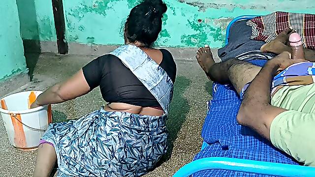 I Had Hot Sex with My Home Maid and Fed My Cum Into Her Pussy