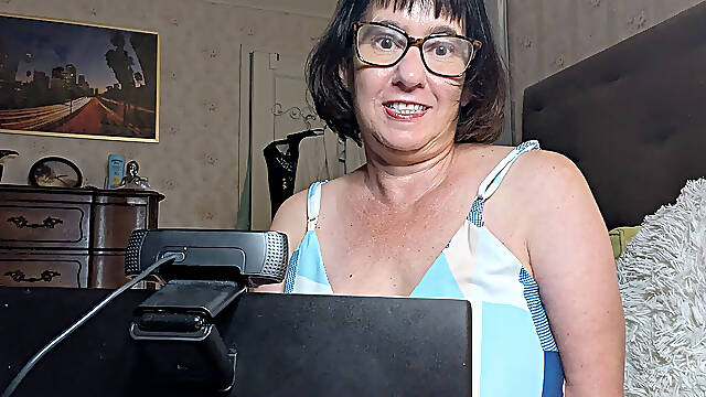 Stepson Found Stepmom Live on New Cam Site