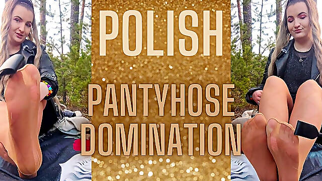 Polish Domination in Tights