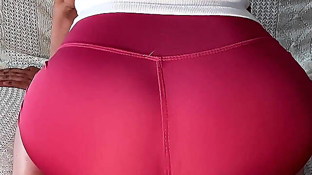 Pink Leggings & Pure Fart Gas up Close