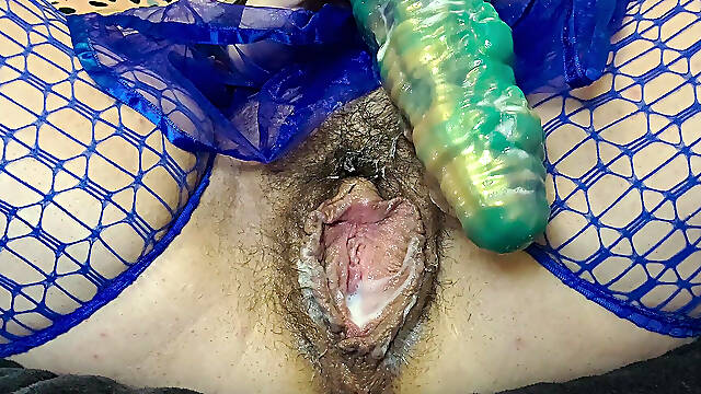 PAWG Riding Hude Dildo & Hands Orgasm