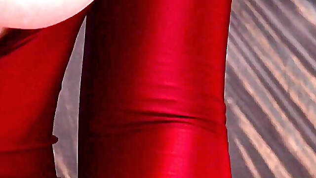 MILF stepmother seduce you in spandex