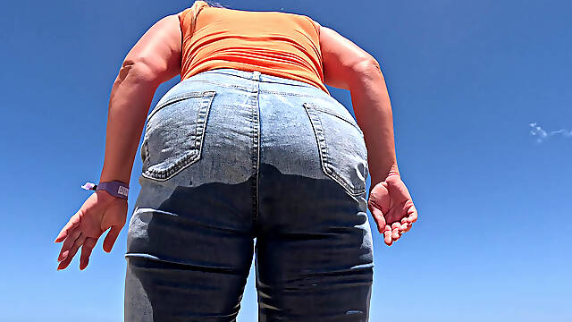 Beach Jeans Wetting - Another Sandy Soaking