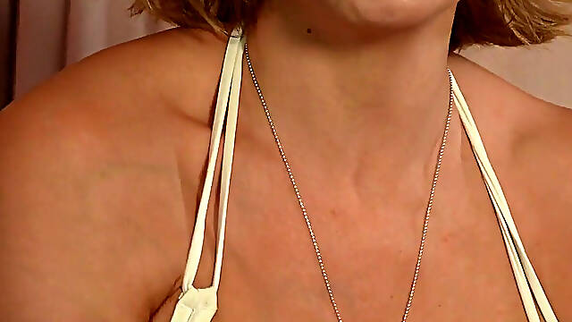 Goon for Stepmommy - Thick MILF Edges You - Ryan Keely