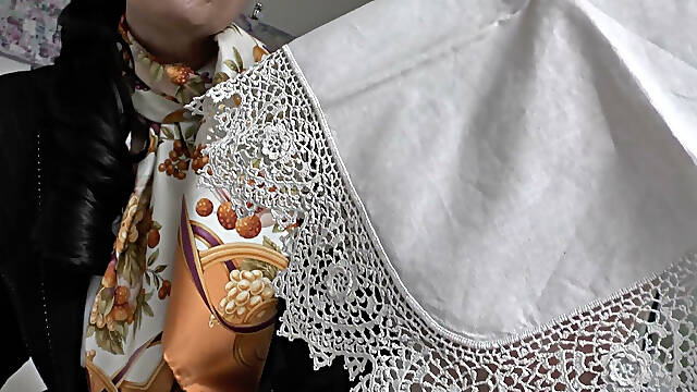 Sniffing Lace Handkerchiefs and Hot Wanking Games, Part 1: Lady Victoria Valente